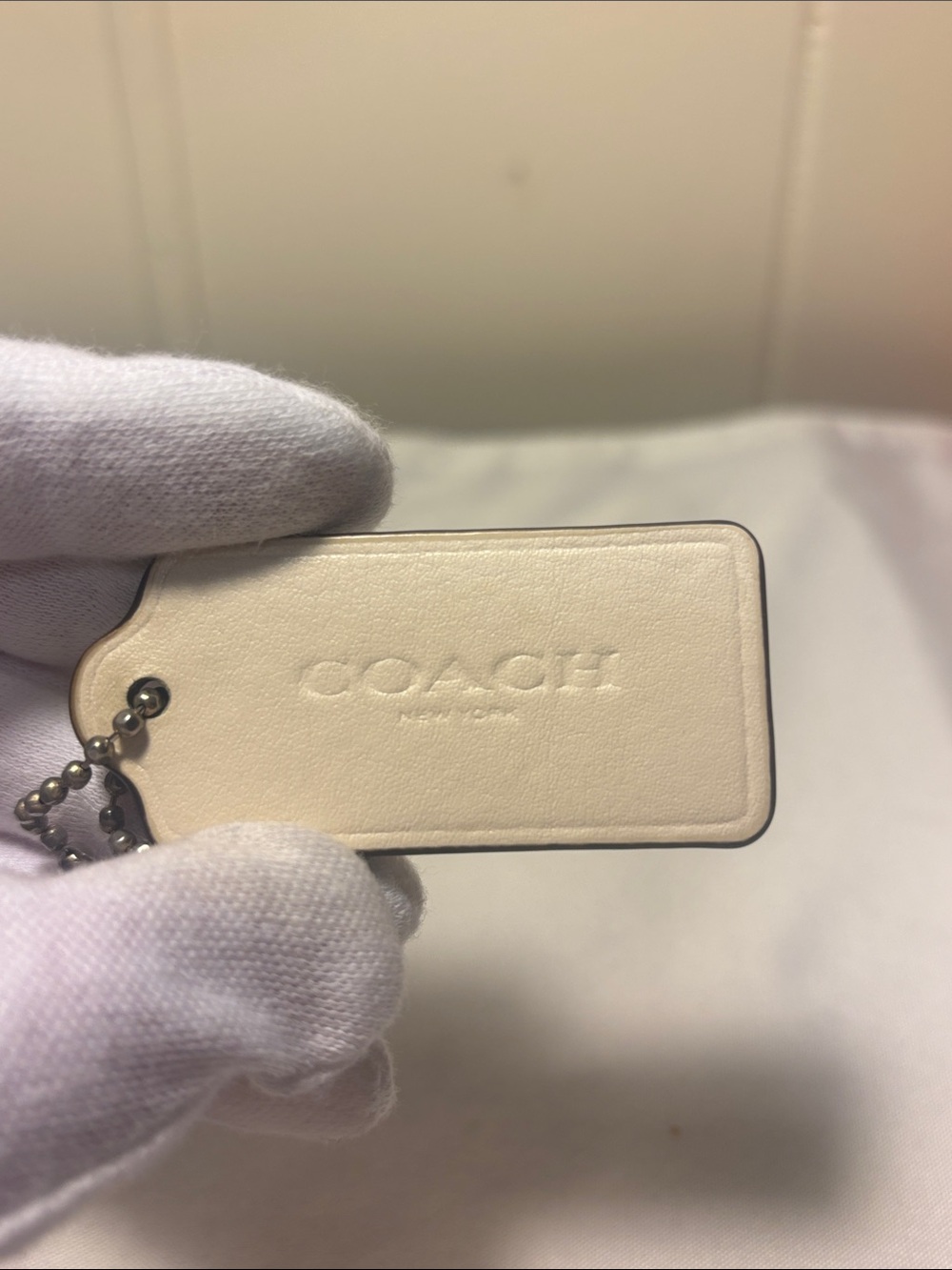 EUC Authentic Vintage Coach Leather Hangtag Charm – Ivory / Bone